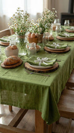 Load image into Gallery viewer, Lettuce Green 100% Linen Napkins (Set of 4) – 45x45 cm - Easter table
