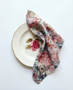 Afbeelding in Gallery-weergave laden, Peonies Flowers 100% Linen Napkins (Set of 4) – Soft European Flax Linen, 45x45 cm
