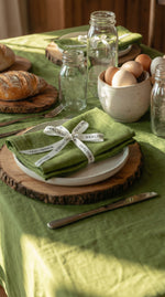 Load image into Gallery viewer, Lettuce Green 100% Linen Napkins (Set of 4) – 45x45 cm - Easter table
