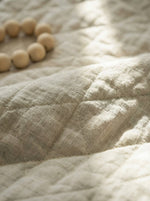 Afbeelding in Gallery-weergave laden, Quilted 100% linen bedspread (duvet) in Natural colour
