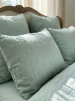 Load image into Gallery viewer, Turquoise linen pillow cases x2
