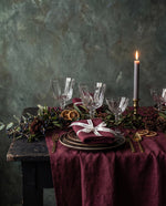 Afbeelding in Gallery-weergave laden, Bordeauxrode servetten van 100% linnen (set van 4) – 45x45 cm
