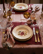 Afbeelding in Gallery-weergave laden, Peonies Flowers 100% Linen Napkins (Set of 4) – Soft European Flax Linen, 45x45 cm
