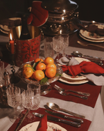 Load image into Gallery viewer, Linen table placemat in burgundy
