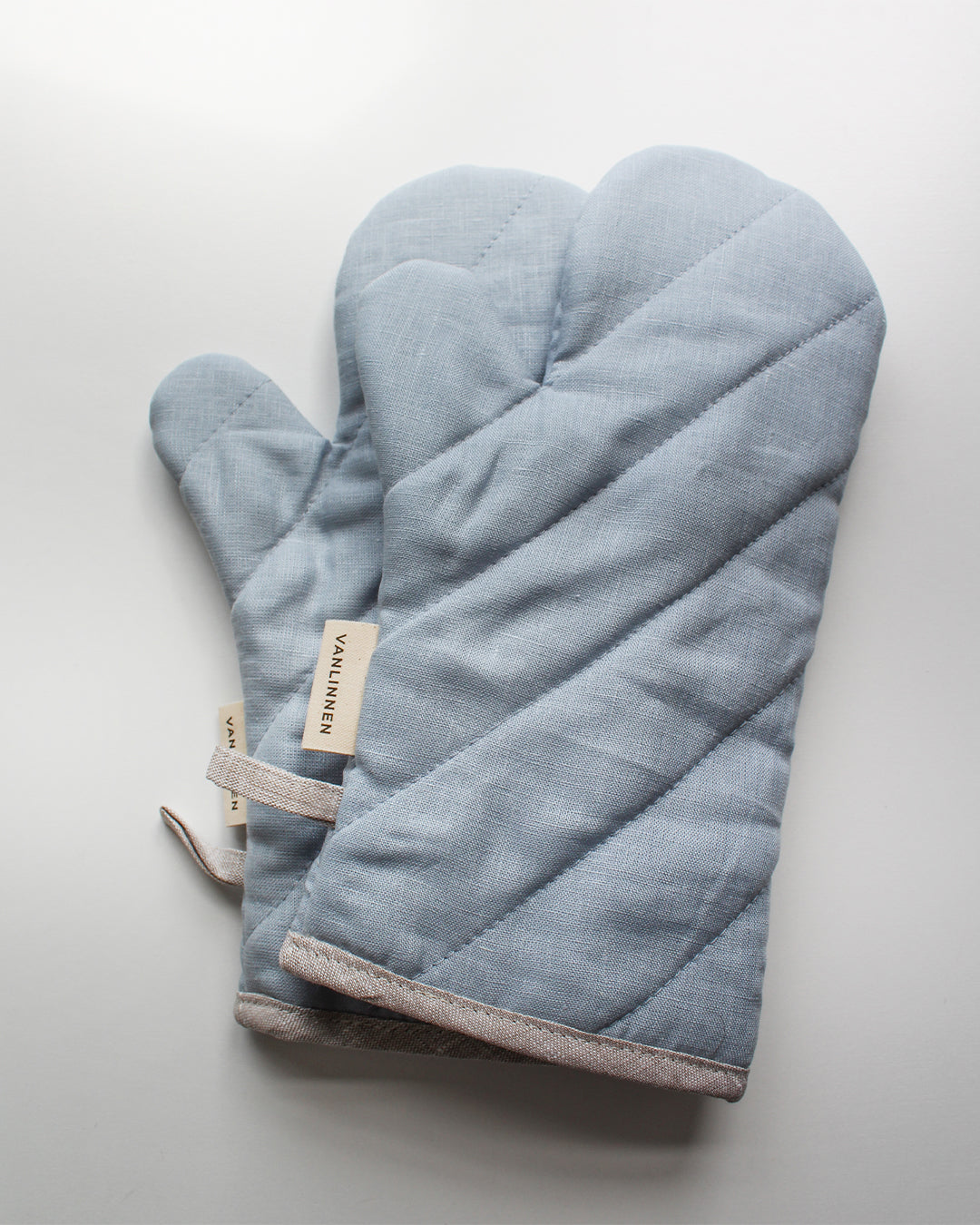 Linen oven mittens in Dusty blue 1pcs