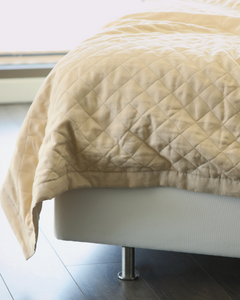 Quilted linen duvet in beige