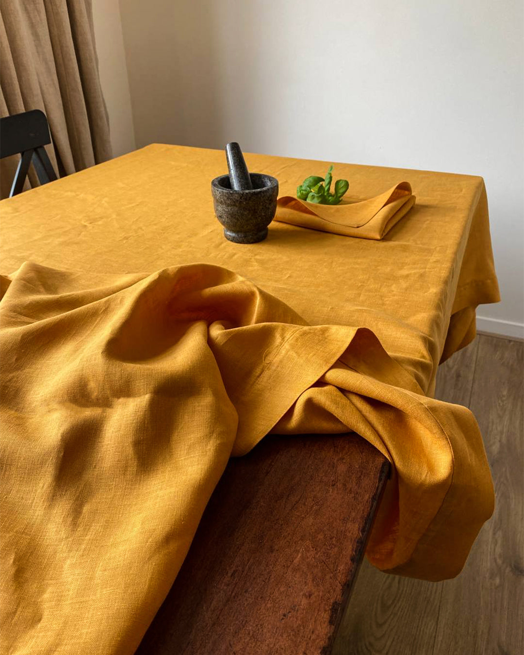 Tablecloth from soft linen in Safran