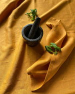 Load image into Gallery viewer, Linen Safran napkins (Set of 4) – 45x45 cm
